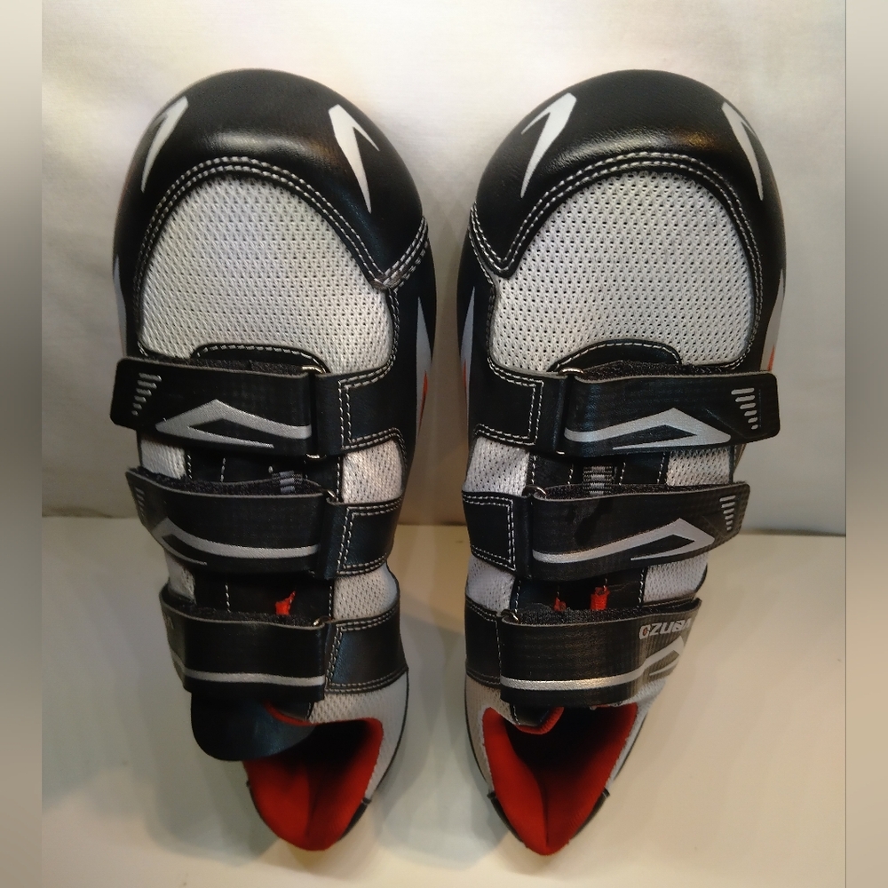 Shoes - Picture 6 of 6